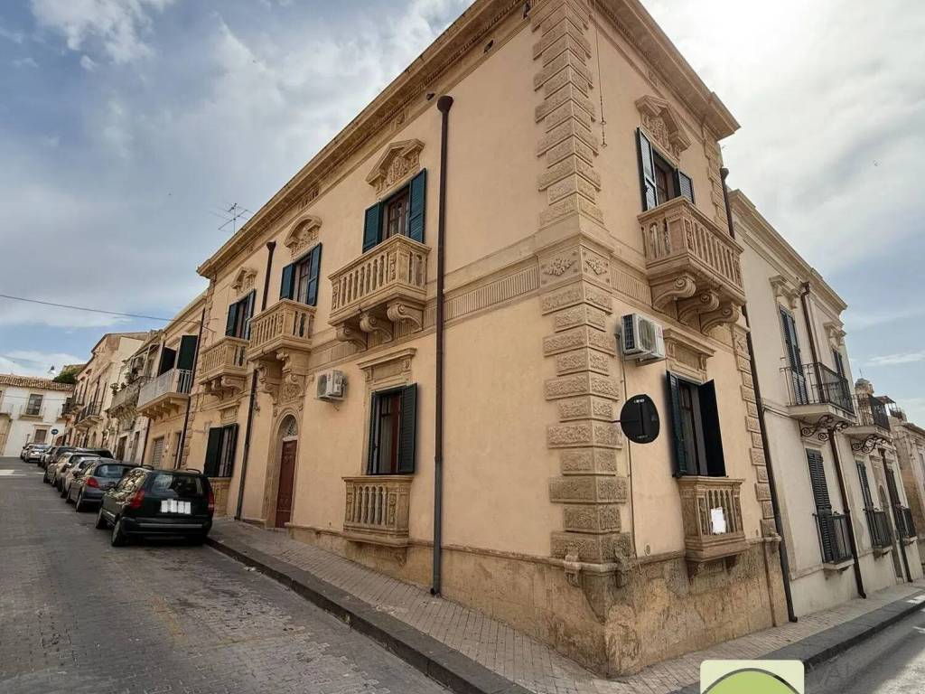 Villa a Noto in Via Giovanni Aurispa, 140 - Foto 5