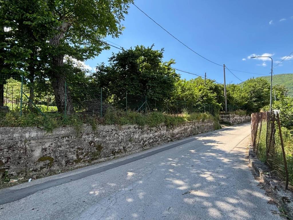 Terreno a Monteforte irpino in Via Basecchia - Foto 5