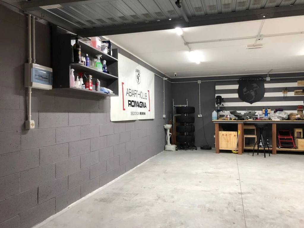 Box / garage a Rimini in Via Mirabello - Foto 3