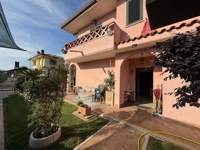 Villa a Sabaudia in Via del Razionalismo - Foto 4