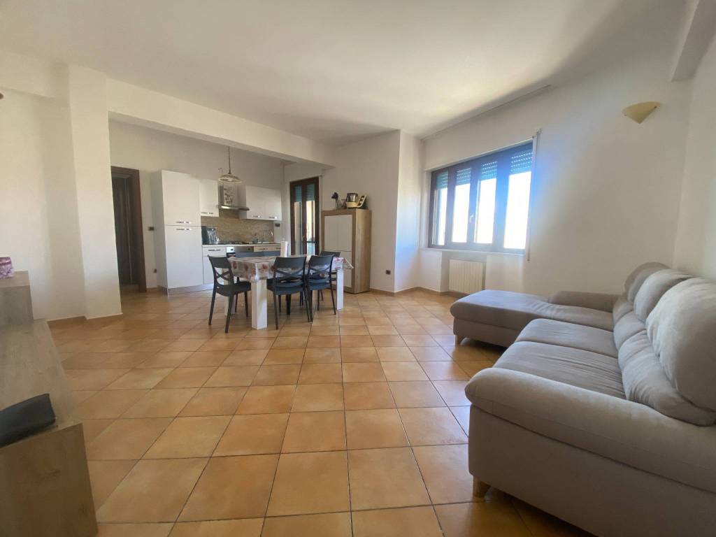 Appartamento a Brindisi in Via Lucio Strabone, 91 - Foto 2