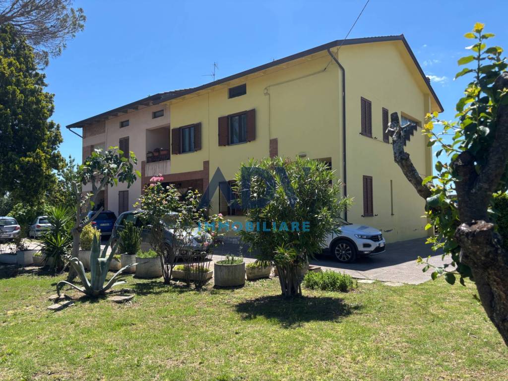 Casa indipendente a Assisi in VIA RAIMONDO POLTICCHIA, 10 - Foto 4