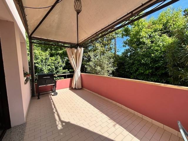 Villa a San giovanni in marignano in via foscolo - Foto 5