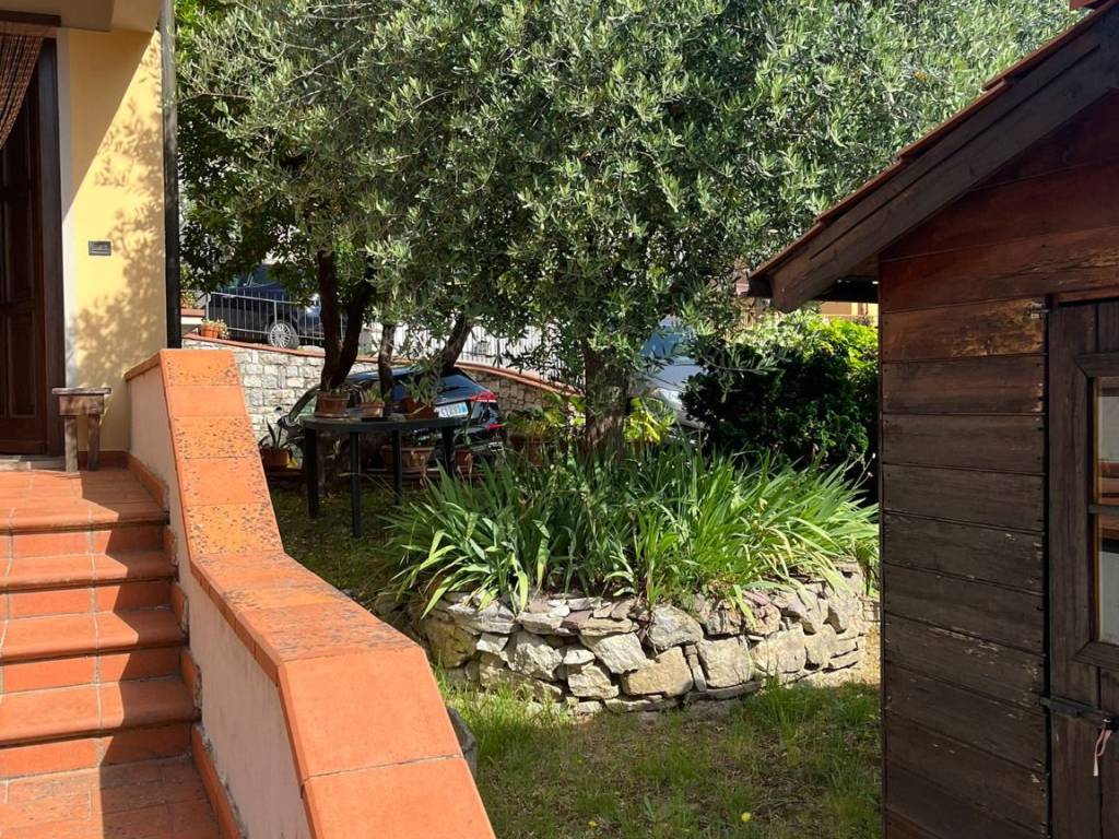 Villetta a schiera a Serravalle pistoiese in Via Terza - Foto 2