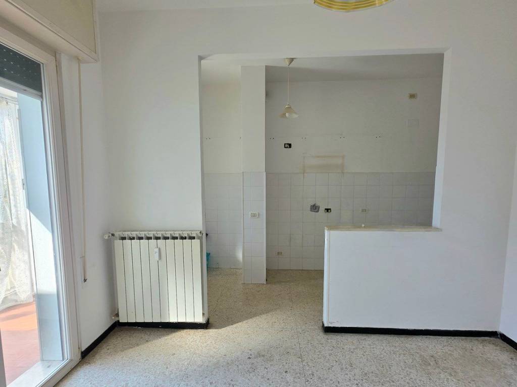 Appartamento a Savona in Via Alessandro Destefanis - Foto 2