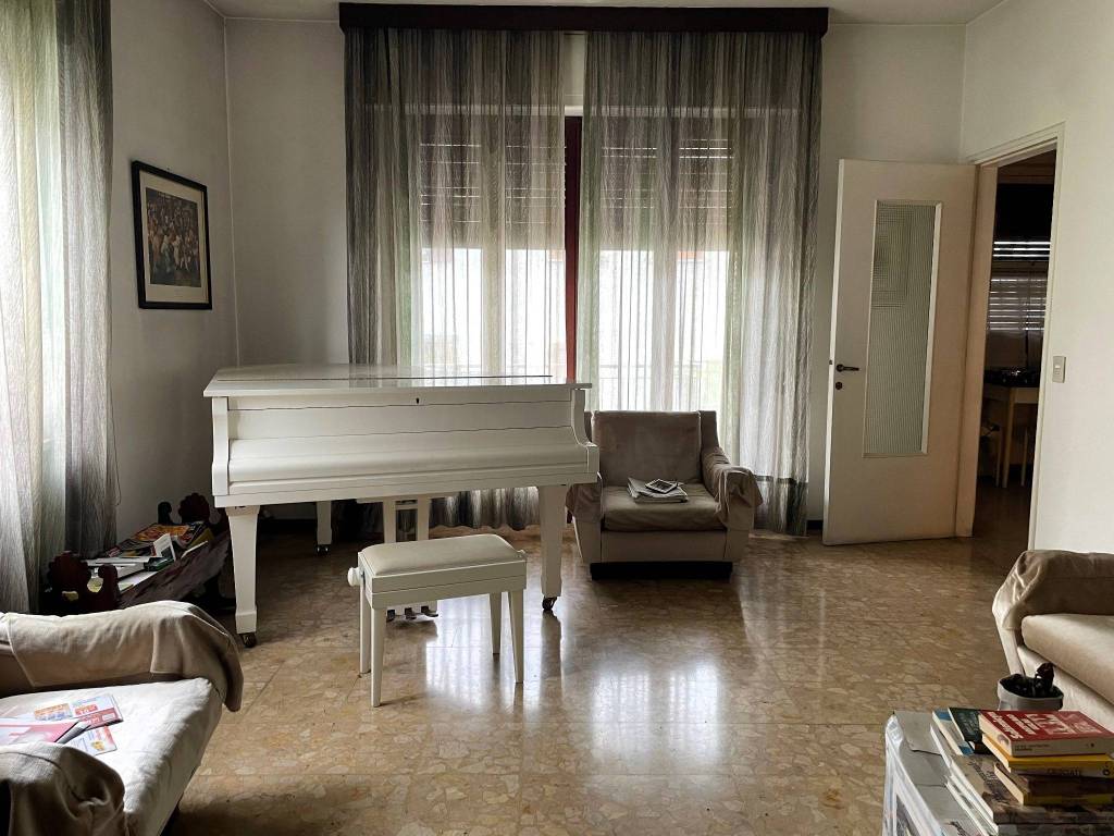 Villa a Omegna in Via Sotto Chiesa, 17 - Foto 3