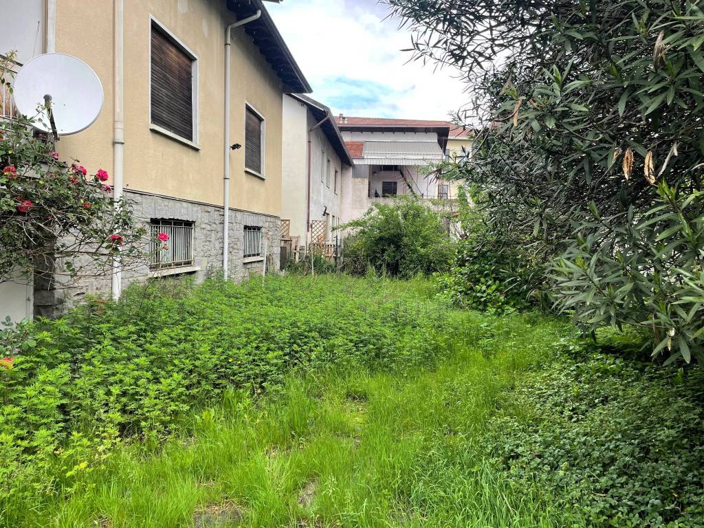 Villa a Omegna in Via Sotto Chiesa, 17 - Foto 5