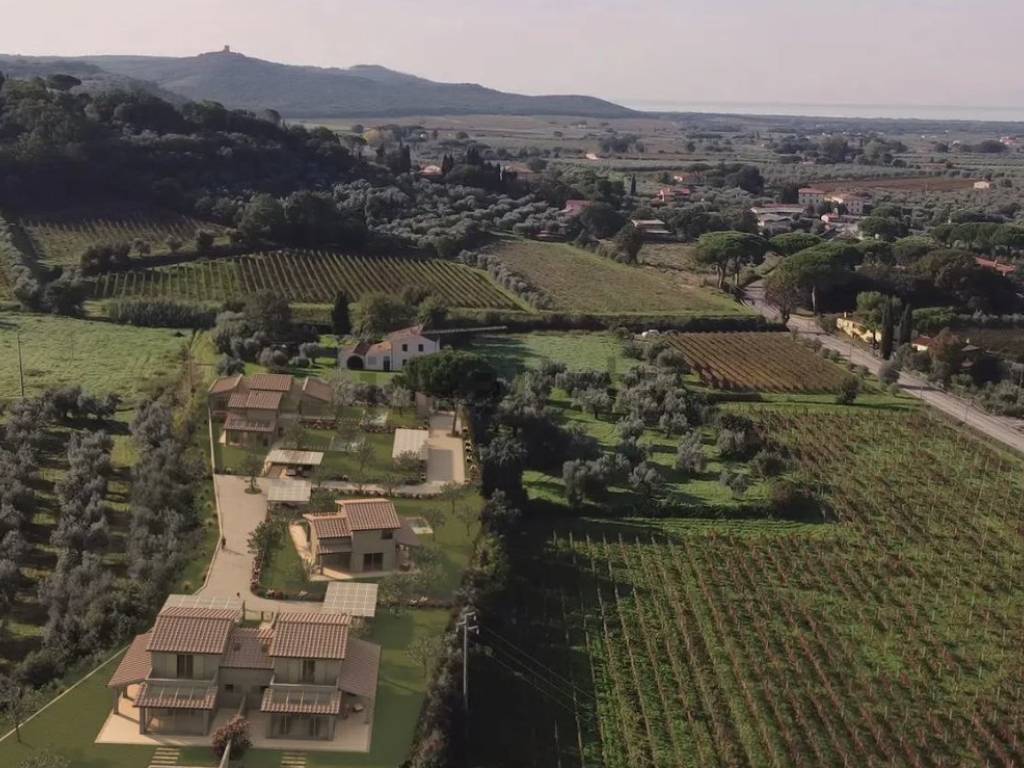 Villa a Castagneto carducci in Strada Provinciale Bolgherese - Foto 3