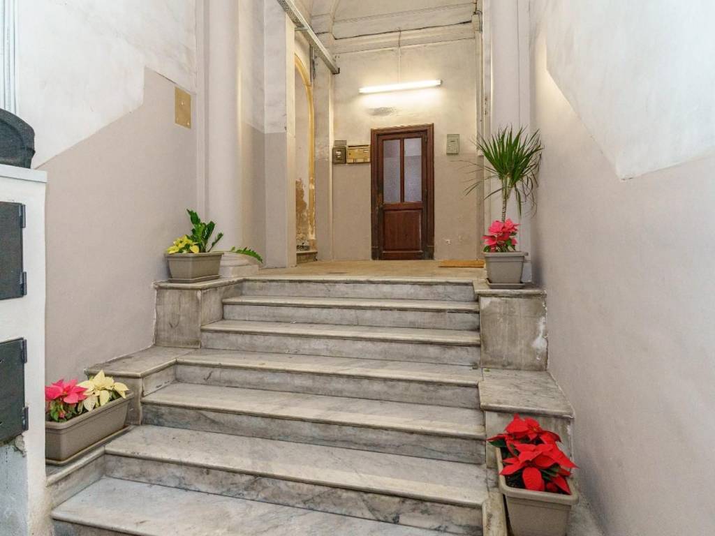 Appartamento a Catania in Via Nicola Fabrizi, , 8 - Foto 2