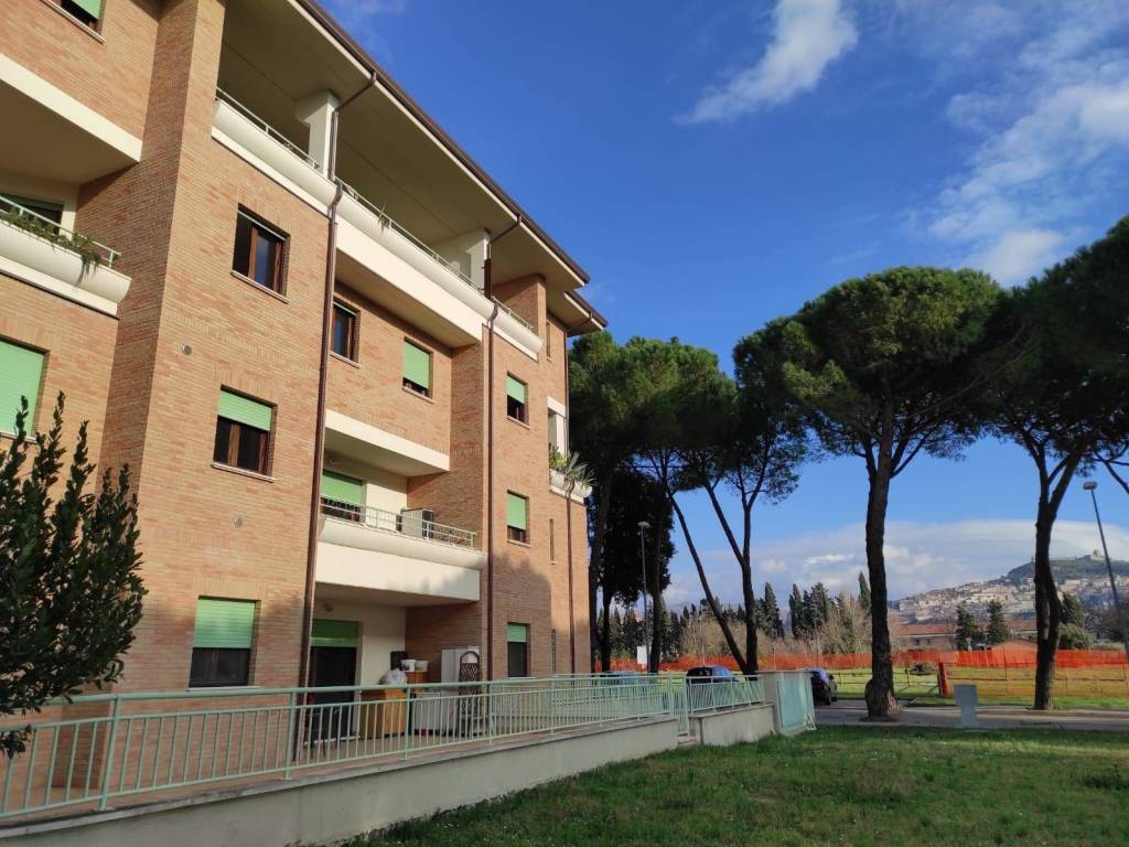 Appartamento a Assisi in Via G. Borsi, 51 - Foto 2