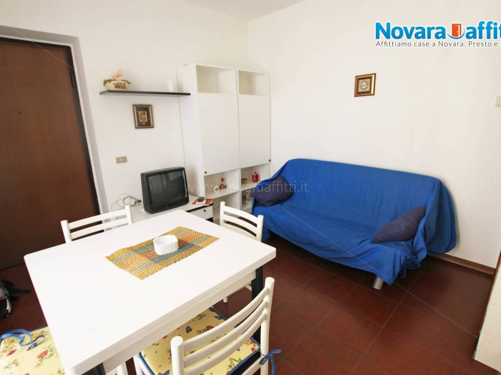Appartamento a Novara in Via Ettore Perrone - Foto 3