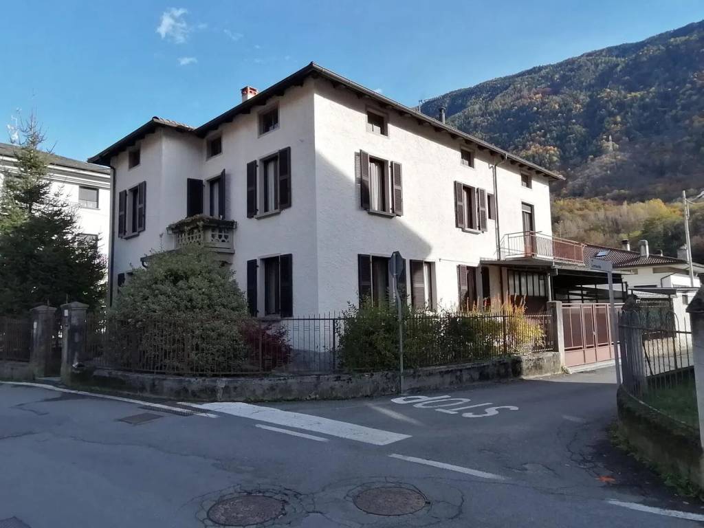 Villa a Tirano in Via Porta Milanese, 61 - Foto 3