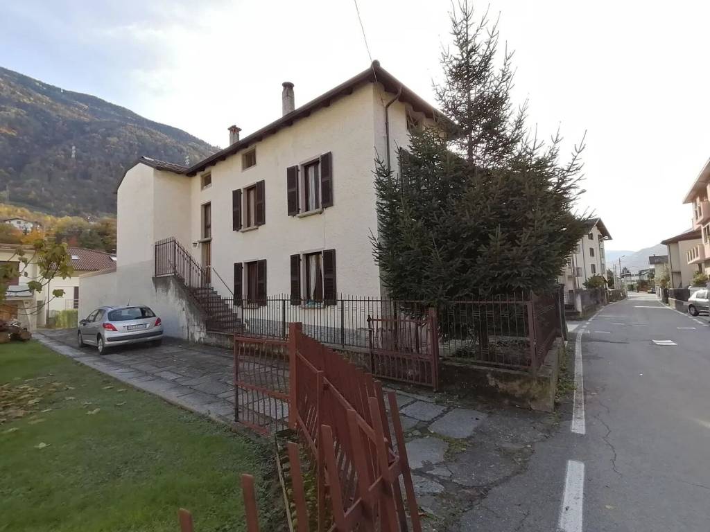 Villa a Tirano in Via Porta Milanese, 61 - Foto 5