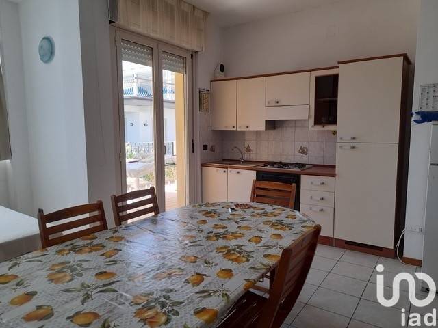 Appartamento a Tortoreto in Via Edmondo De Amicis, 10 - Foto 2