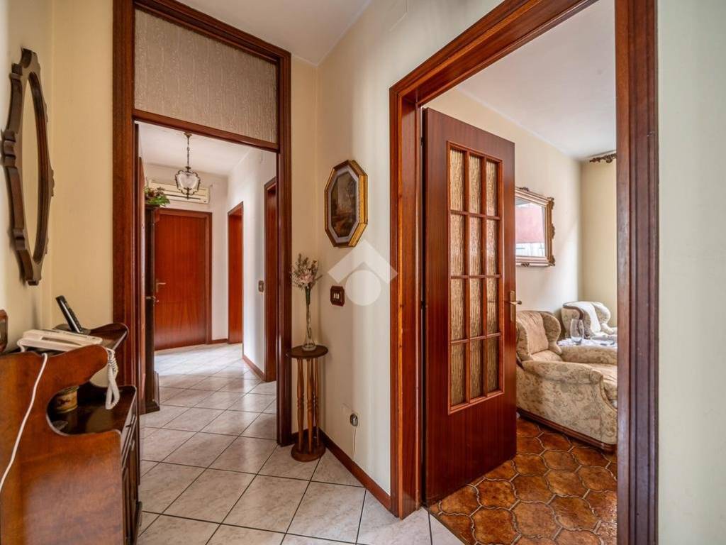 Palazzo / stabile a Sant'ilario d'enza in via Libertà, 26 - Foto 5