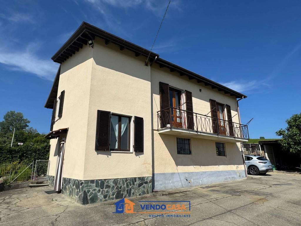 Villa a Nizza monferrato in Strada Bricco, 16 - Foto 3