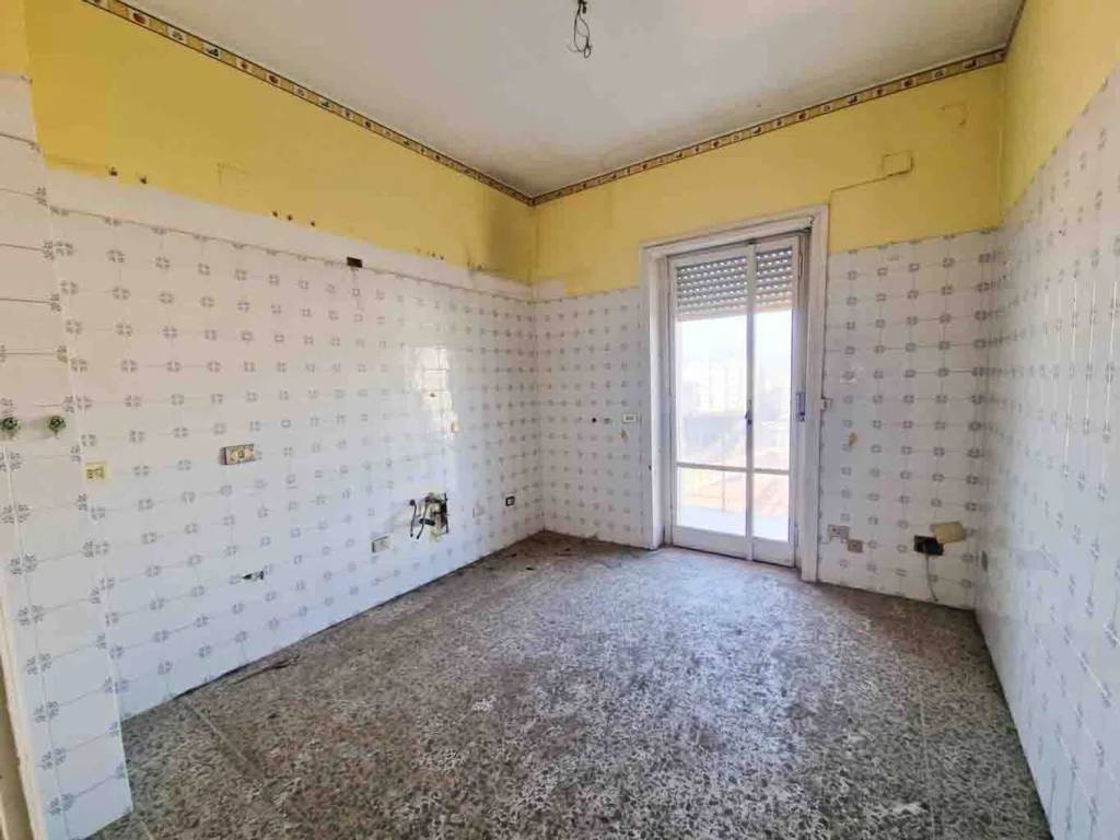 Appartamento a Santa maria capua vetere in Via Roberto D'Angiò, 19 - Foto 3