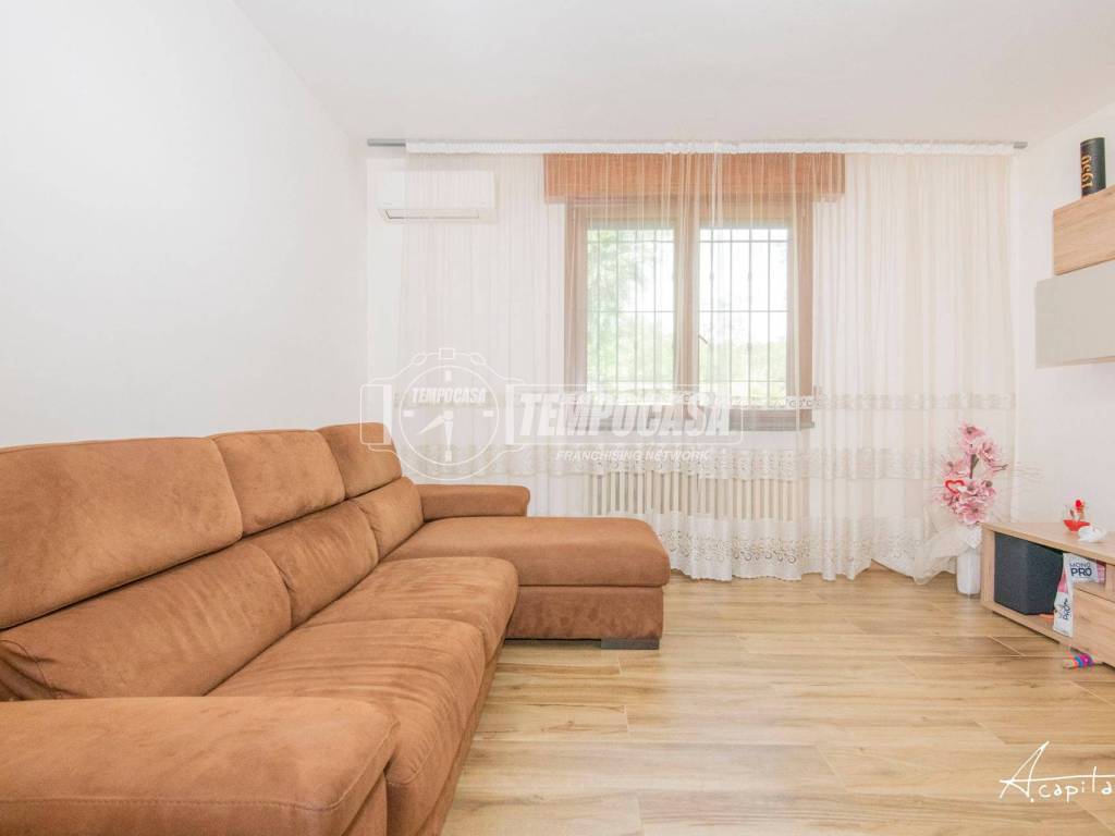 Appartamento a Quattro castella in Via IV Novembre - Foto 3
