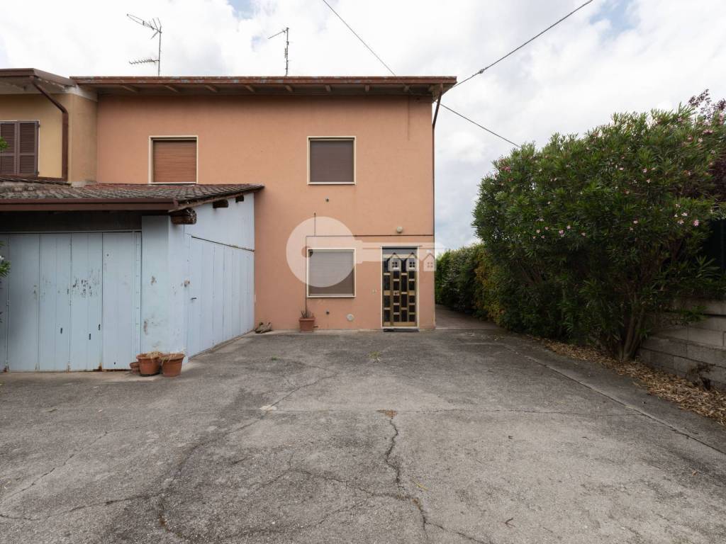 Casa indipendente a Calvisano in Via Amerigo Vespucci - Foto 2