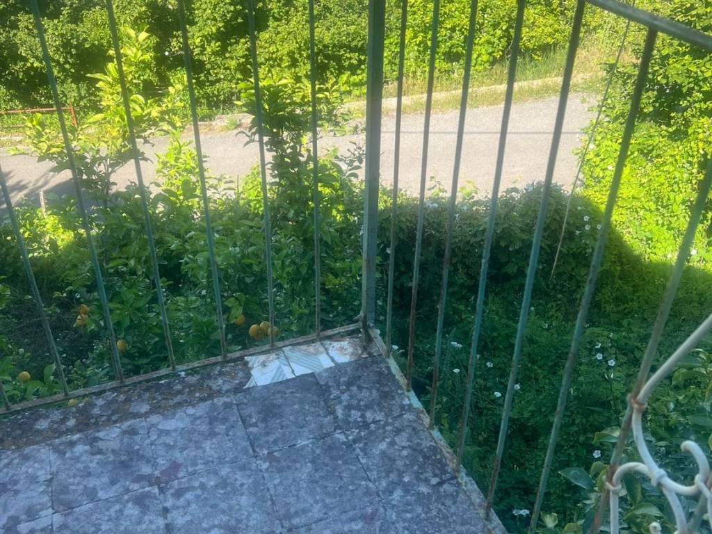 Appartamento a Lustra in Via Santa Sofia - Foto 2