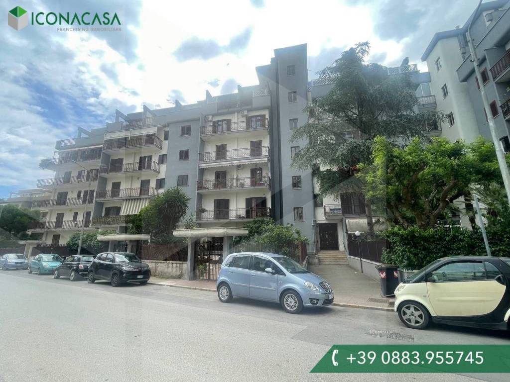 Appartamento a Trani in Via Avvocato Giacinto Dell'Olio, 13 - Foto 3