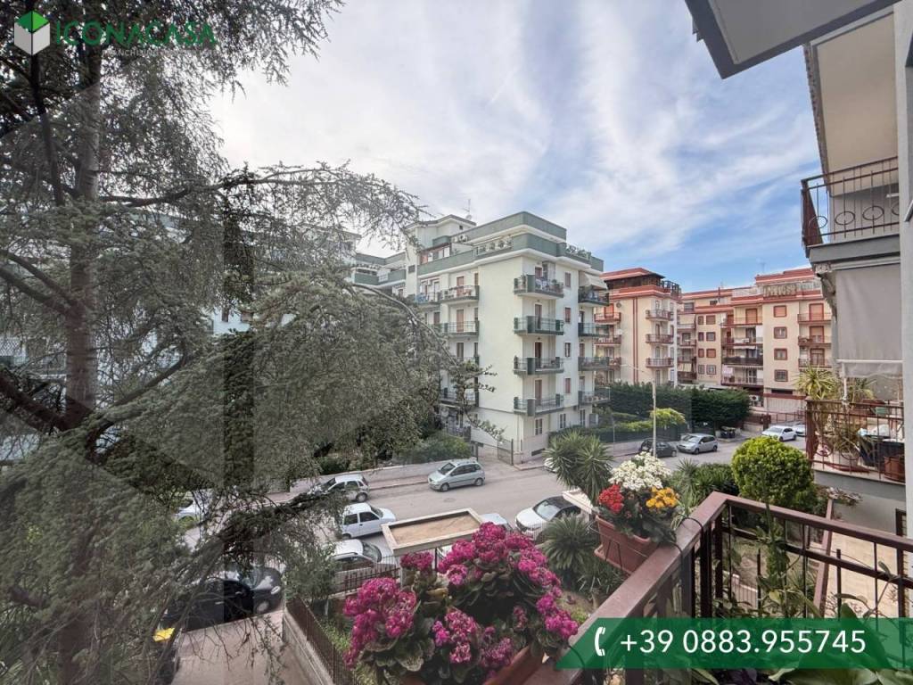 Appartamento a Trani in Via Avvocato Giacinto Dell'Olio, 13 - Foto 5