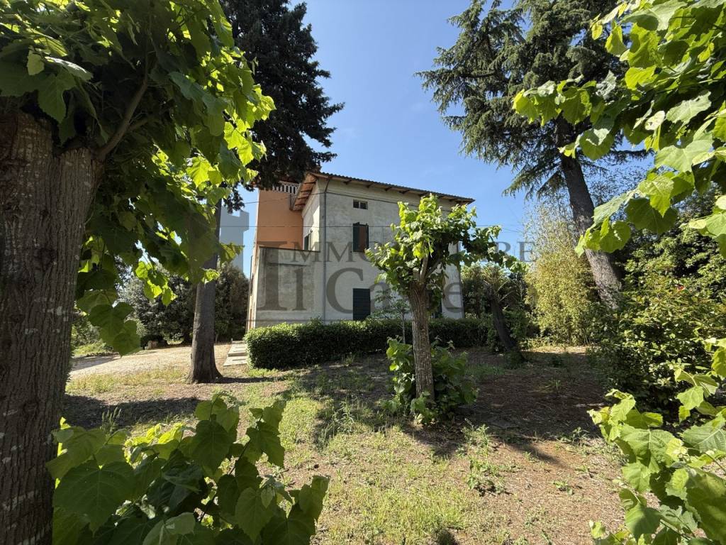 Rustico / casale a Castiglione del lago in Via Nazionale - Foto 3
