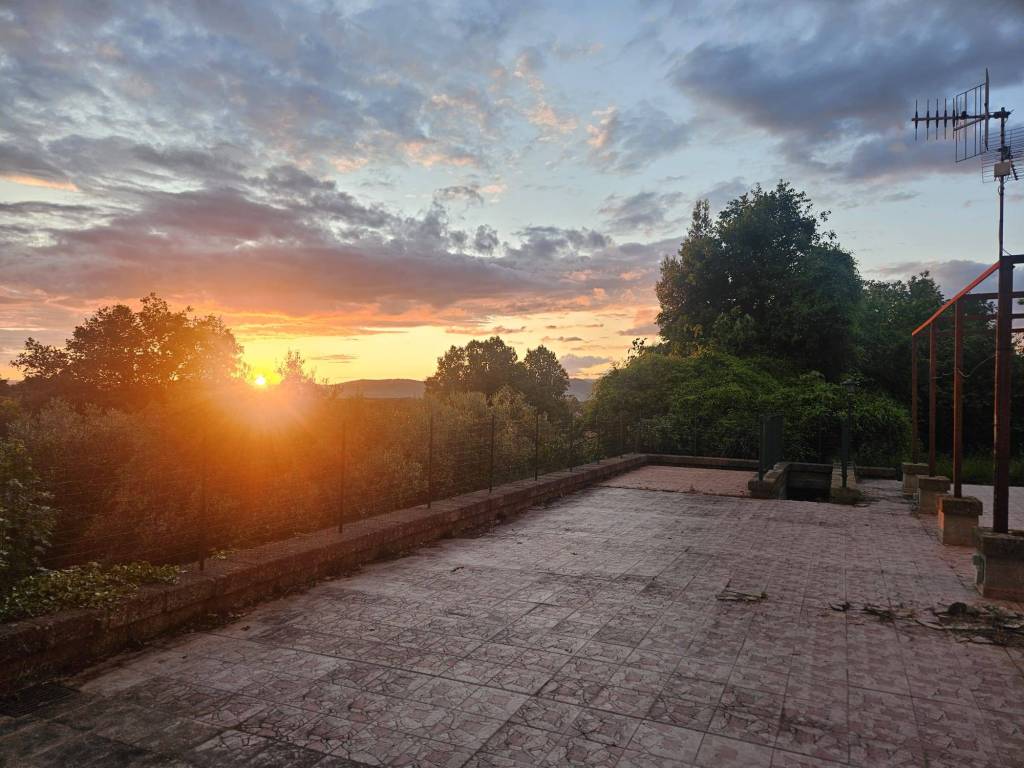 Villa a Pitigliano in Località Belvedere - Foto 3