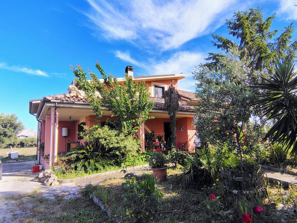 Villa a Ortona in Contrada Fonticelli - Foto 4