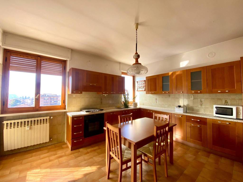 Appartamento a Dogliani in Largo Delfino Orsi - Foto 4