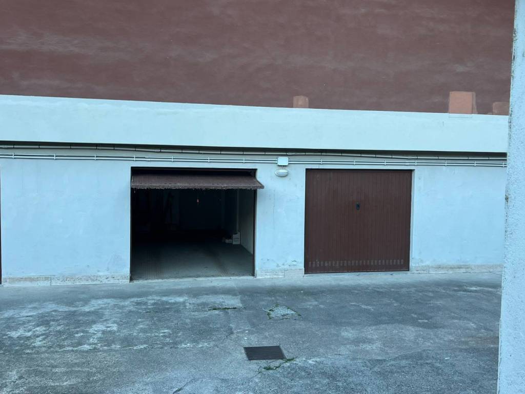 Box / garage a Alessandria in Via Alcide De Gasperi, 19 - Foto 5