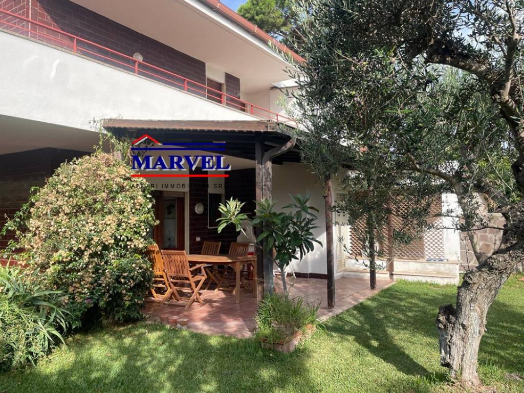 Villa a Tarquinia in Via dei Tarquiniensi, 70 - Foto 4