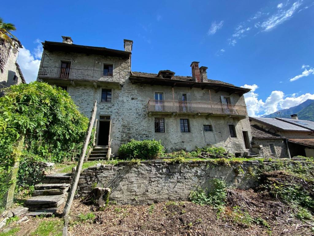 Casa indipendente a Pallanzeno in Via Torre, 13 - Foto 2