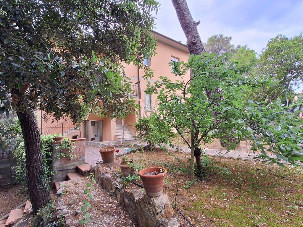 Appartamento a Rosignano marittimo in Via Ofanto - Foto 3