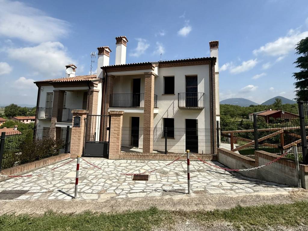 Villa a Baone in Via Ca' Bianche - Foto 2