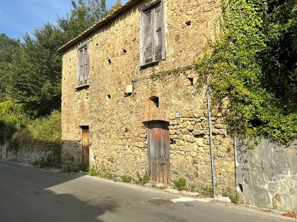 Casa indipendente a Salerno in Via Giovi San Nicola - Foto 2