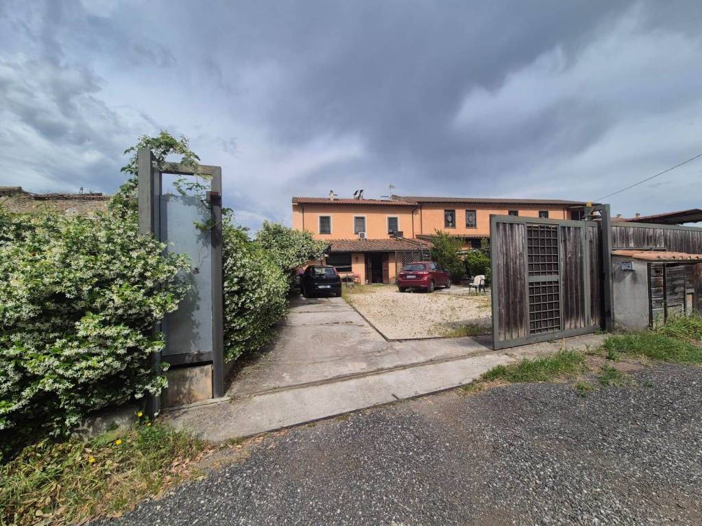 Casa indipendente a Magliano sabina in Vocabolo Frangelini - Foto 2