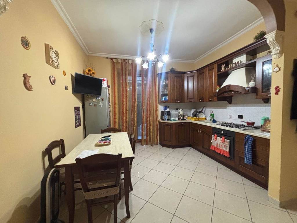 Appartamento a Battipaglia in Via Amilcare Ponchielli, 41 - Foto 4