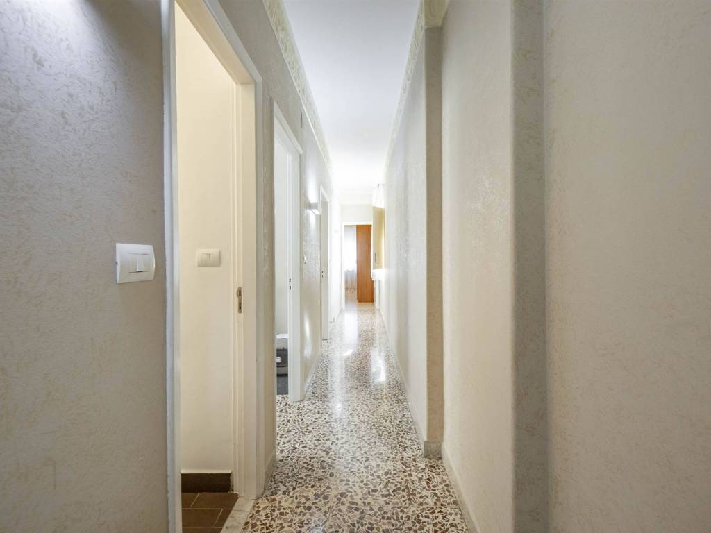 Casa indipendente a Catania in Via Licciardi, 66 - Foto 4