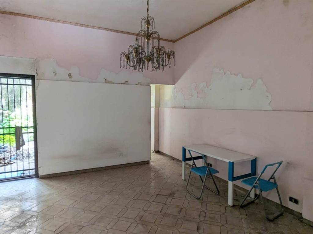 Casa indipendente a Aci catena in VIA VITTORIO EMANUELE - Foto 4