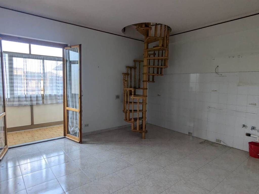 Appartamento a Aci catena in VIA PETRALIA - Foto 5