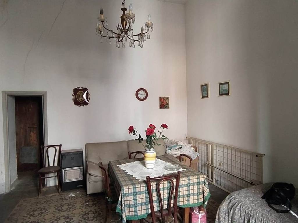 Casa indipendente a Aci catena in VIA VITTORIO EMANUELE - Foto 3