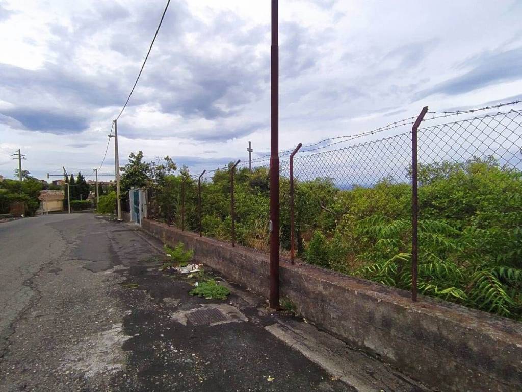 Terreno a Aci catena in VIA SCALE SANT'ANTONIO - Foto 3
