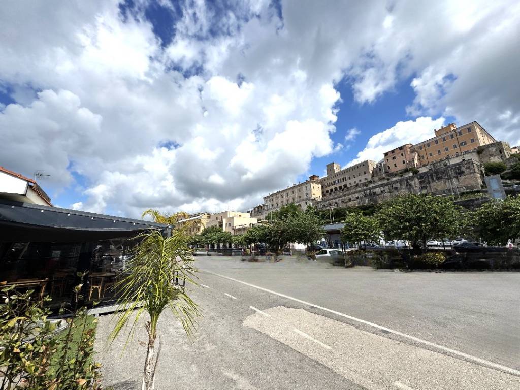 Appartamento a Terracina in Via Francesco Benvenuti - Foto 2