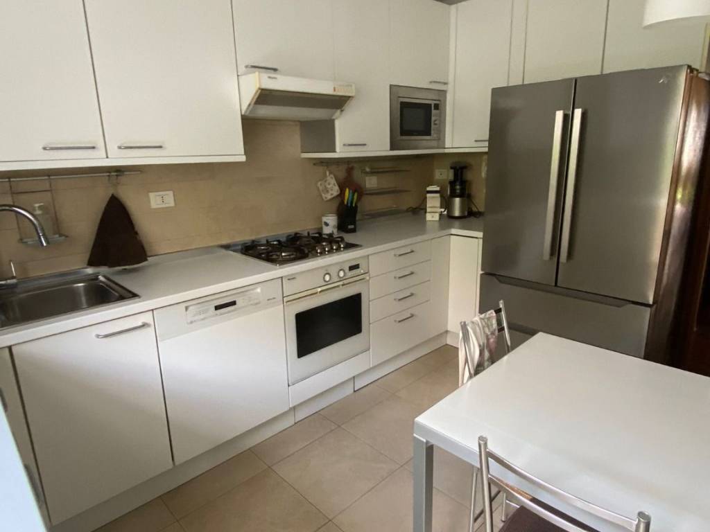 Appartamento a Parma in Via Emilia Est - Foto 2