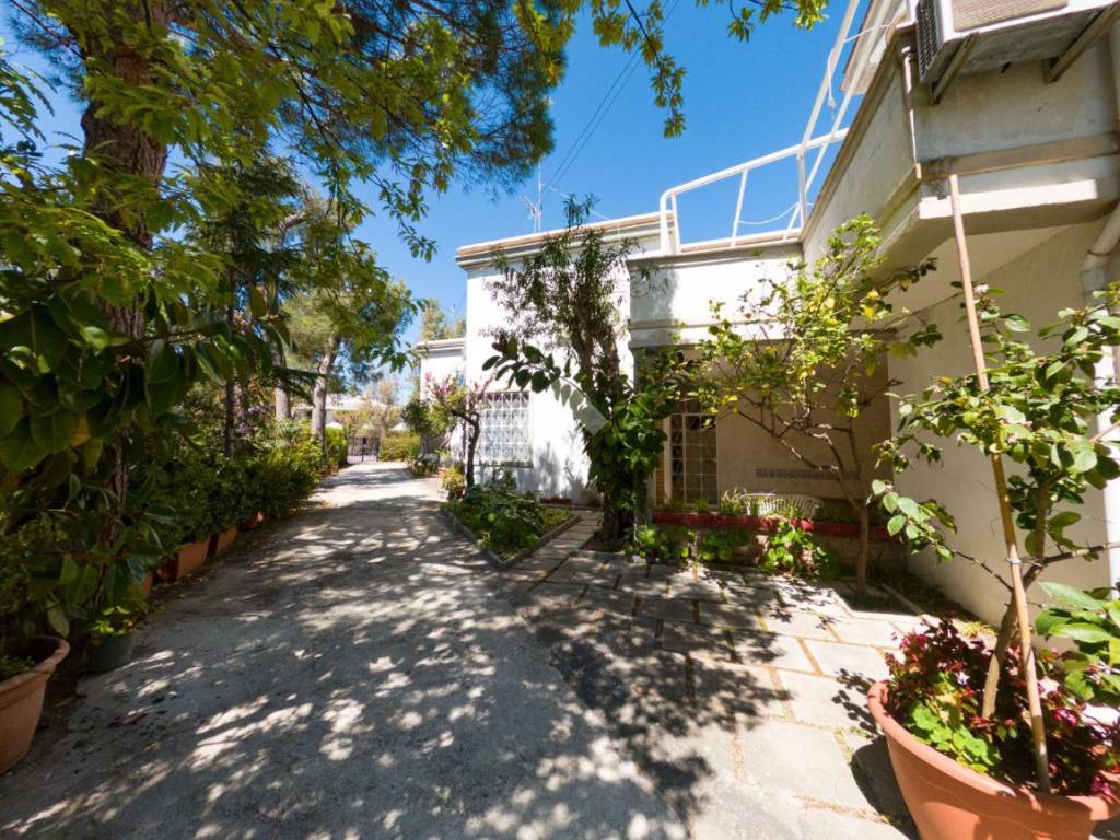 Appartamento a Manfredonia in Viale degli Eucalipti, 9 - Foto 2