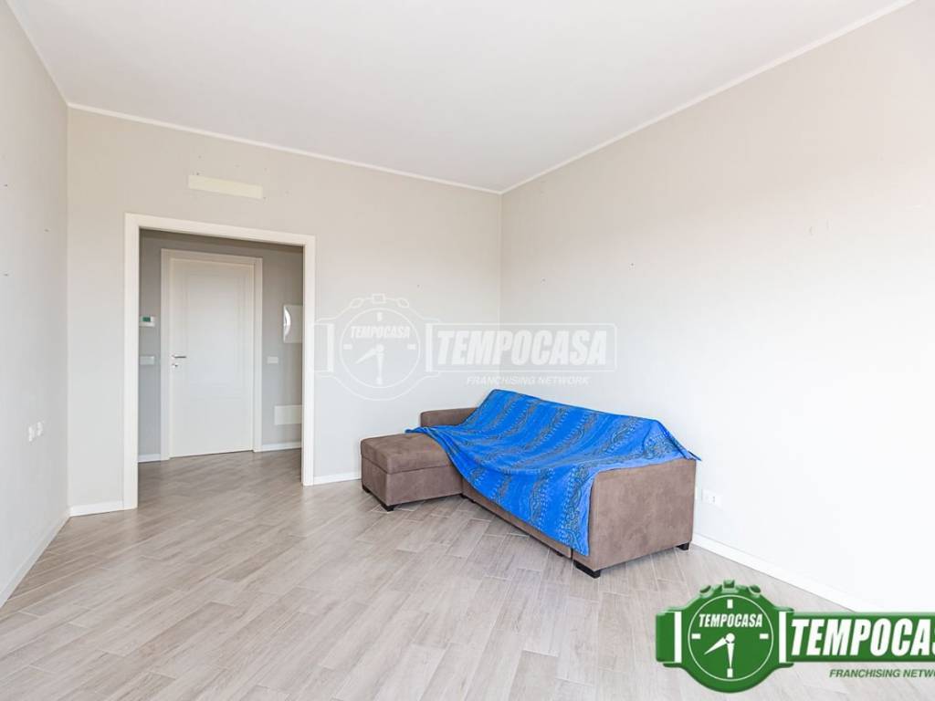 Appartamento a Casalpusterlengo in Via Palmiro Togliatti - Foto 5