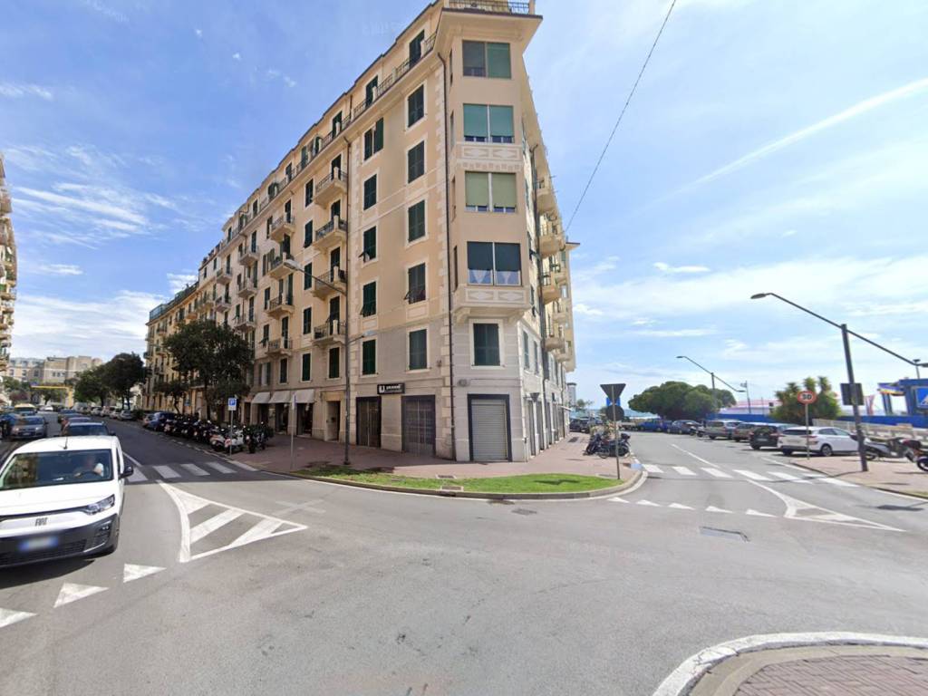 Appartamento a Savona in Corso Vittorio Veneto, 10 - Foto 3