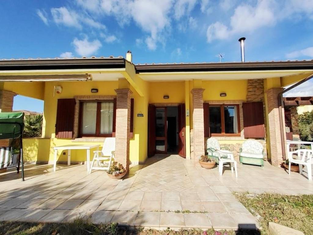 Villa a Quartu sant'elena in Via Lago di Alserio, 27 - Foto 2