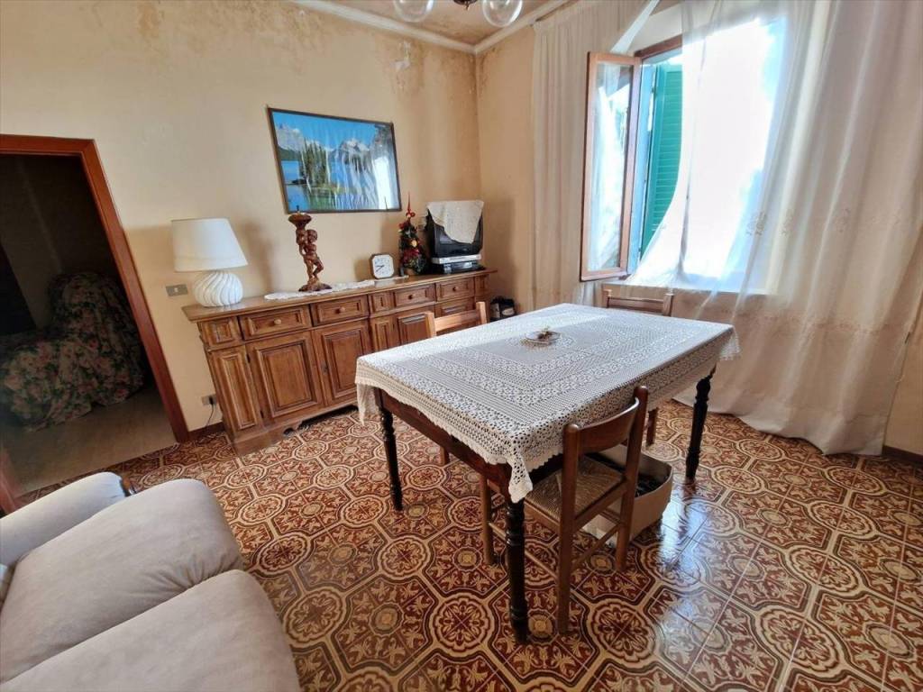 Casa indipendente a Castiglione del lago in Via Trasimeno, 117 - Foto 4